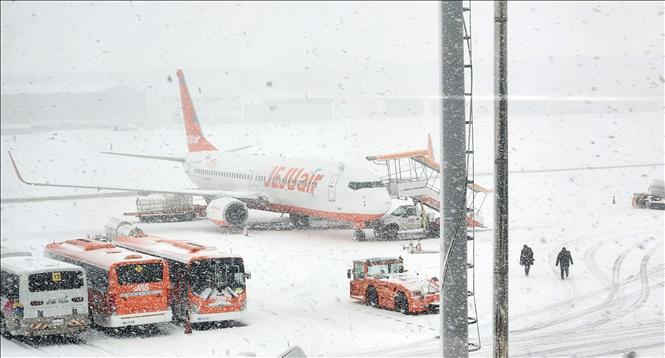 Hàn Quốc: Sân bay quốc tế Jeju gián đoạn hoạt động vì tuyết rơi dày 